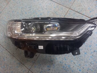Světlo ford mondeo - 5