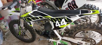 Pitbike Zuumav S3 125cc 17/14 manuál 4rychlosti + el start. - 5