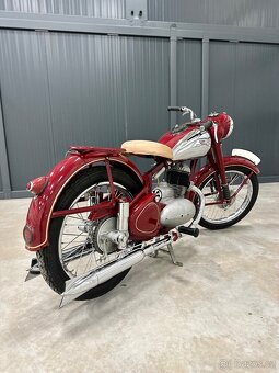 Jawa 250 pérák - 5