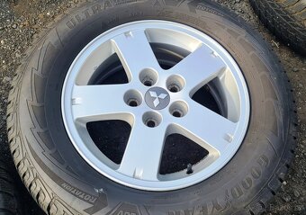 Orig. Zimní alu Mitsubishi Outlander Goodyear 215/60R16 - 5