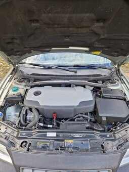 Volvo xc70 2.4D5 136kw - 5