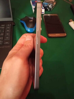 Samsung Galaxy s25 (použitý jako nový) - 5