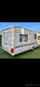 Prodám Karavan - Pojezd - Pevná postel - 4 lůžko - 5