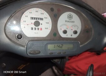 Piaggio Hexagon GTX 125 - 5