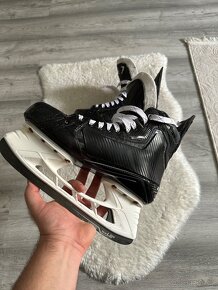 Hokejove Brusle Bauer Supreme Mach - 5