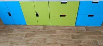 Šatní skříň a skříňky dětské - 5