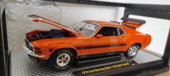 Modely aut 1/24 - M2 Machines - 5