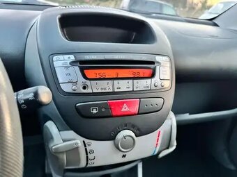 PEUGEOT 107 - 5