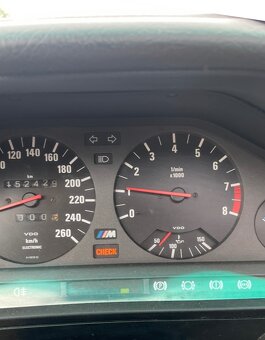 BMW M3 e30 - 5