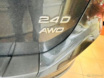 VOLVO XC 60 2.4 D 120 kW 6 RYCHLOSTÍ 4x4 PUVOD ČR - 5