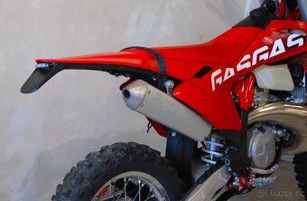 Gas Gas EC 300 - VÝPRODEJ, hezký stav, 50 mth, 1.maj. - 5