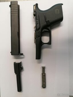 Prodám samonabíjecí pistoli Glock, vzor 43. - 5