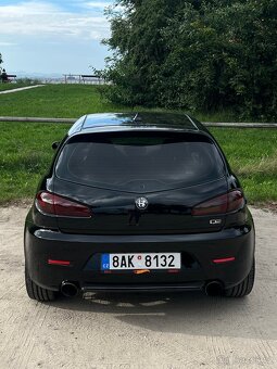 Alfa Romeo 147 Q2 - 5