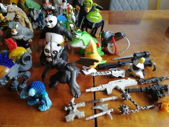 Figurky a zvířata - sbírka - 5