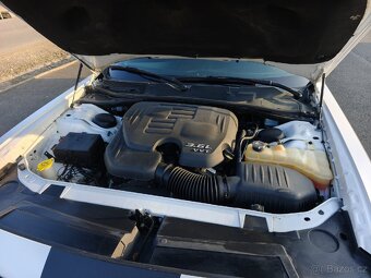 Dodge Challenger - 5
