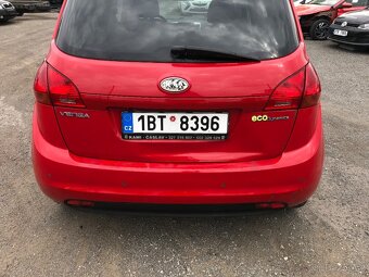 Kia Venga 1.6TD KLIMA PLNĚ POJÍZDNÉ - 5