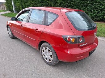 Mazda 3 1.4i 62 kw Klima Model 2005//Na Opravu/// - 5