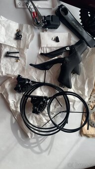 Sada Shimano 105 Di2 2x12 R7100 - 5