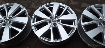 Alu Renault 20" zánovní 5x114 - 5