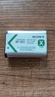 SONY nabíječka a baterie k fotoaparátu - 5