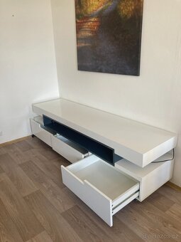 Velký TV stolek - 5