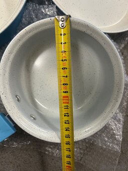 13dílná nepřilnavá sada nádobí s kamenným povrchem - 5