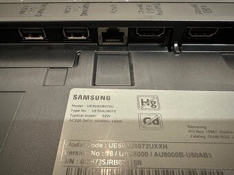 50" Samsung UE50AU8072 - 5