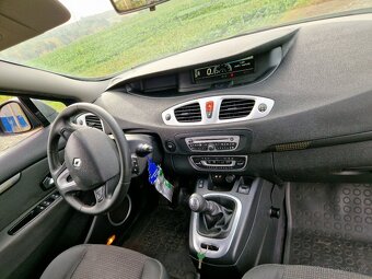 Renault Grand Scenic 2.0 dci 118 kw - 5