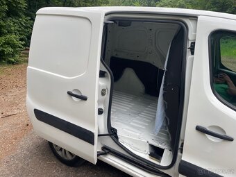 Citroen berlingo 7 D9 HN - 5