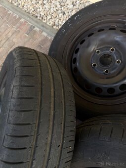 Plechové disky 5x112 s letními pneu 195/65 R15 - 5