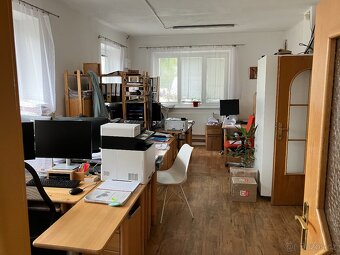 Administrativní pracovník - 5