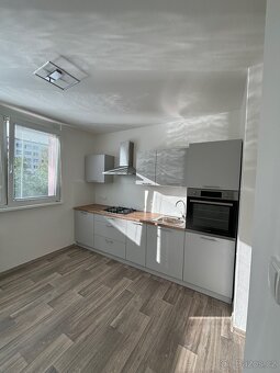 Pronájem bytu 3+1 v Opavě Kateřinkach - 5