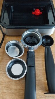 Pákový kávovar HiBREW s tryskou – plně funkční, nepoužívaný - 5