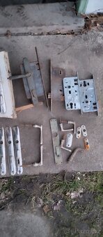 staré mosazné kování - 5