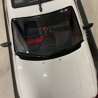 Peugeot 205 Gti Norev 1/18 - 5