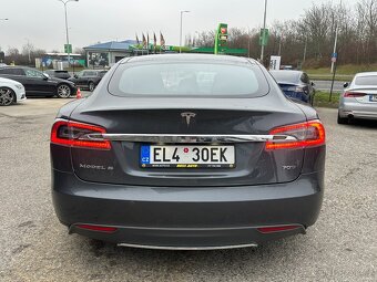 Tesla Model S 2015 - 5