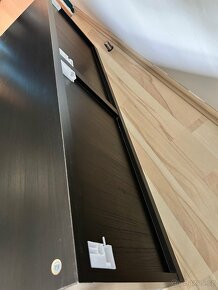 Ikea sestava Besta- 4 skříňky na zem + zeď, Top stav - 5