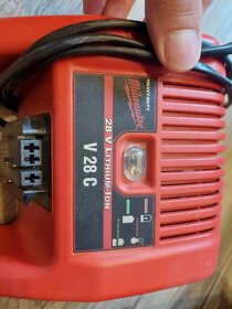 vrtací kladivo Milwaukee V28 HX (M28) - 5
