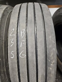 Nákladní vlekové pneu 235/75R17,5 - 5