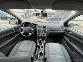 Ford Focus 1,6 kombi - 5