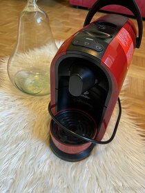 Kávovar Cafissimo PURE RED použitý max. 5krát - 5