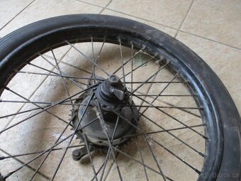 čz 125 B zadní kolo - 5