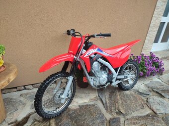 Honda CRF 125 2022 - 5