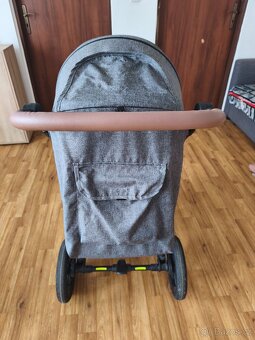 Sportovní kočárek Lionelo - 5