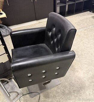 Kadeřnické vybavení - 5