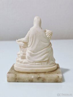 Soška alabastr Madona pieta - 5