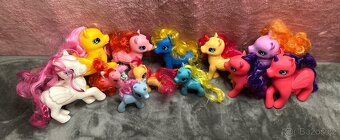 My Little Pony Ponyville Roller Skate Party Cake + poníci - 5