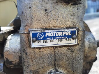 Čerpadlo tatra 815 - 5