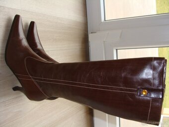 Kožené kozačky zn. Baťa vel. 39 - různé - 5