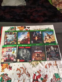 Prodám Xbox one - 5